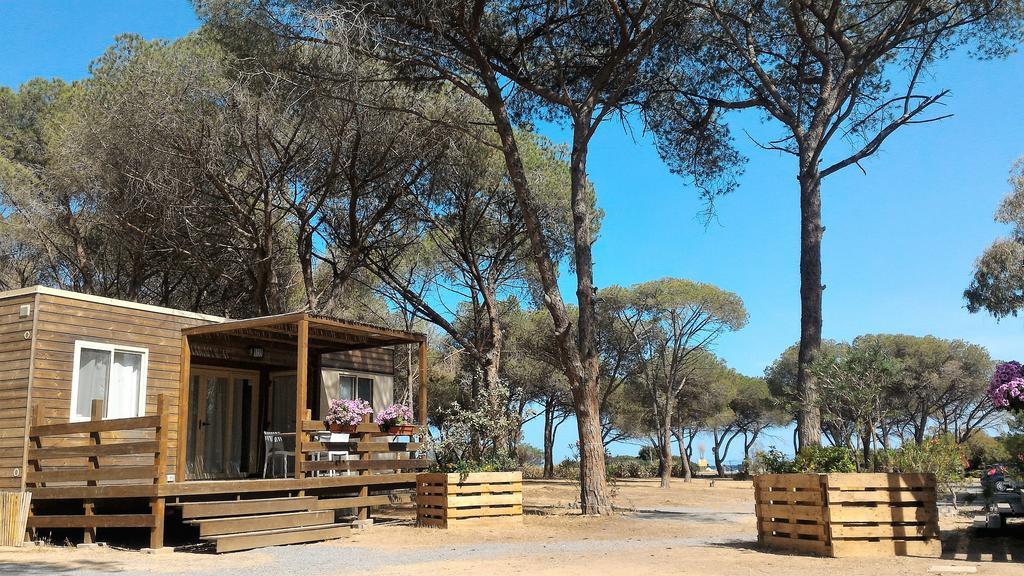 Camping Village Flumendosa Santa Margherita di Pula Exterior photo